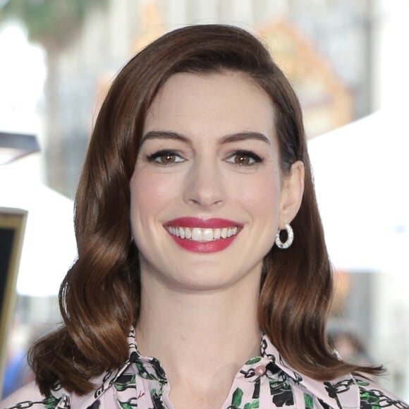 Anne Hathaway - Anne Hathaway reçoit son étoile sur le Walk Of Fame dans le quartier de Hollywood à Los Angeles, le 9 mai 2019