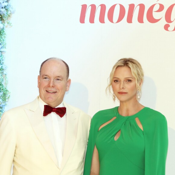 Le prince Albert II et la princesse Charlène de Monaco - Arrivées des people au 71 ème gala de la Croix-Rouge Monégasque à Monaco le 26 juillet 2019. © Dominique Jacovides/Bestimage