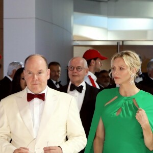 Le prince Albert II et la princesse Charlène de Monaco - Arrivées des people au 71 ème gala de la Croix-Rouge Monégasque à Monaco le 26 juillet 2019. © Dominique Jacovides/Bestimage