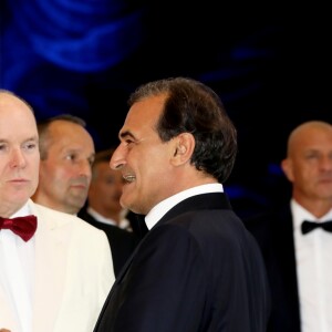 Le prince Albert II et la princesse Charlène de Monaco - Arrivées des people au 71 ème gala de la Croix-Rouge Monégasque à Monaco le 26 juillet 2019. © Dominique Jacovides/Bestimage