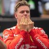 Mick Schumacher, très ému, a piloté samedi 27 juillet 2019, à l'occasion du Grand Prix de F1 d'Hockenheim en Allemagne, la Ferrari F2004 avec laquelle son père Michael avait remporté son septième et dernier titre de champion du monde en 2004.
