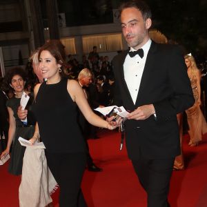 Léa Salamé et son compagnon Raphaël Glucksmann - Montée des marches du film "Le Redoutable" lors du 70e Festival International du Film de Cannes. Le 21 mai 2017. © Borde-Jacovides-Moreau/Bestimage