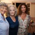 Exclusif - Jacqueline Franjou, Catherine Hiegel avec sa fille Coline Berry lors de la représentation de la pièce "Le lien" lors du Festival de Ramatuelle, France, le 7 août 2019.