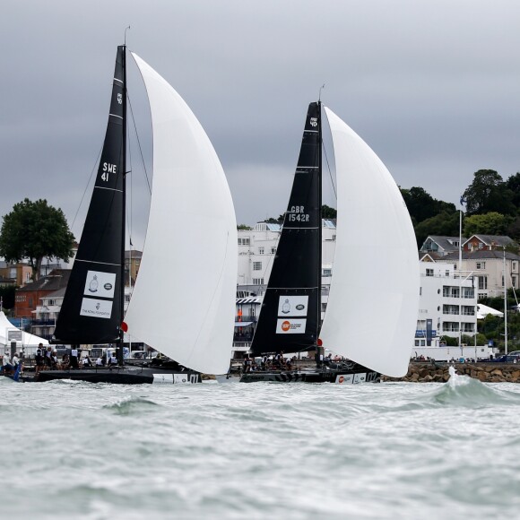 Le prince William et Catherine Kate Middleton participent à la régate King's Cup à Cowes le 8 août 2019.