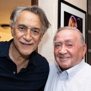 Exclusif - Richard Berry et Levon Sayan après la représentation de la pièce Plaidoiries "Je vous demande l'impossible" lors du Festival de Ramatuelle, France, le 10 août 2019. © Cyril Bruneau/Festival de Ramatuelle/Bestimage