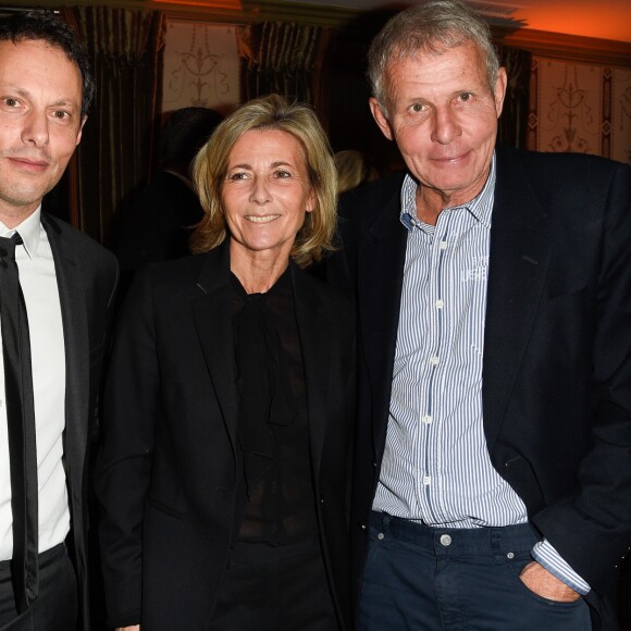 Exclusif - Marc-Olivier Fogiel, Claire Chazal et Patrick Poivre d'Arvor (PPDA) - Dîner pour le lancement du fond "Enfants à Coeur - Mireille Darc" au profit de La Chaîne de l'Espoir au Pavillon Ledoyen à Paris. Le 29 novembre 2017. Chaque table portait le nom d'un film de M.Darc. © Olivier Borde-Coadic Guirec / Bestimage