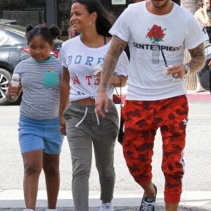 Matt Pokora, sa compagne Christina Milian enceinte et sa fille Violet Nash - Enceinte et radieuse, C.Milian se rend au glacier McConnell avec compagnon M.Pokora et sa fille V.Nash pour le goûter après avoir acheté des vêtements pour bébés. La chanteuse 'Dip it Low' et son compagnon ont annoncé sa grossesse la semaine dernière via Instagram. C'est le premier enfant du couple et le premier enfant de M.Pokora. Los Angeles, le 3 août 2019.