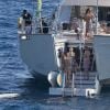 Doutzen Kroes avec son mari Sunnery James, Candice Swanepoel, Joan Smalls, Ryan Marciano, Glenn Powel, Mohamed al Turki, Richie Akiva et des amis s'éclatent sur un yacht au large d'Ibiza, le 14 août 2019.
