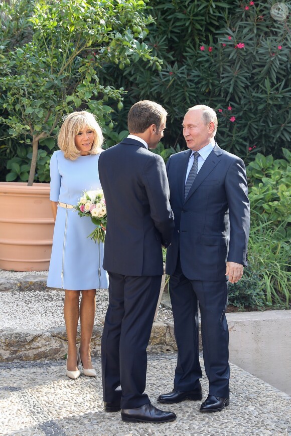 Brigitte Macron - Le président Emmanuel Macron accueille le président Vladimir Poutine au Fort de Brégançon avant un point presse commun le 19 août 2019. © Dominique Jacovides / Bestimage