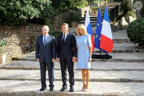 Brigitte Macron - Le président Emmanuel Macron accueille le président Vladimir Poutine au Fort de Brégançon avant un point presse commun le 19 août 2019. © Dominique Jacovides / Bestimage