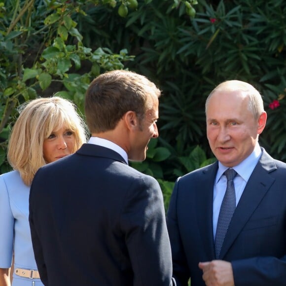 Brigitte Macron - Le président Emmanuel Macron accueille le président Vladimir Poutine au Fort de Brégançon avant un point presse commun le 19 août 2019. © Dominique Jacovides / Bestimage