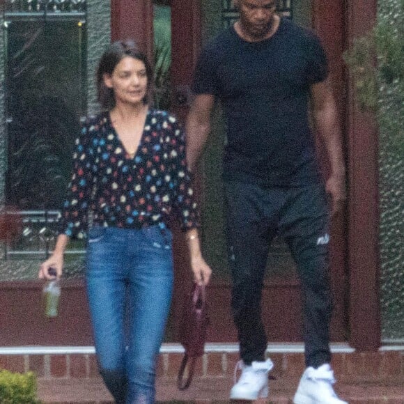 Exclusif - Katie Holmes et Jamie Foxx à la sortie d'un hôtel à Atlanta le 18 septembre 2018.