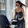 Pippa Middleton dans le quartier de Chelsea avec son fils Arthur, 10 mois. Le 22 août 2019.