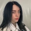 Billie Eillish tape la pose sur Instagram.