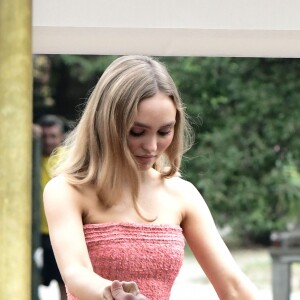 Lily-Rose Depp arrivée au Lido lors de la 76e Mostra de Venise, Festival International du Film de Venise, le 2 septembre 2019.