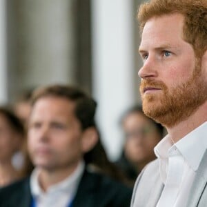 Le prince Harry, duc de Sussex, présentait le 3 septembre 2019 à Amsterdam aux Pays-Bas Travalyst, un partenariat entre des opérateurs digitaux du monde du tourisme pour développer des pratiques durables, respectueuses de l'environnement et profitables aux communautés locales.