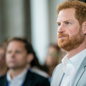 Le prince Harry, duc de Sussex, présentait le 3 septembre 2019 à Amsterdam aux Pays-Bas Travalyst, un partenariat entre des opérateurs digitaux du monde du tourisme pour développer des pratiques durables, respectueuses de l'environnement et profitables aux communautés locales.