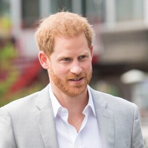 Le prince Harry, duc de Sussex, présentait le 3 septembre 2019 à Amsterdam aux Pays-Bas Travalyst, un partenariat entre des opérateurs digitaux du monde du tourisme pour développer des pratiques durables, respectueuses de l'environnement et profitables aux communautés locales.