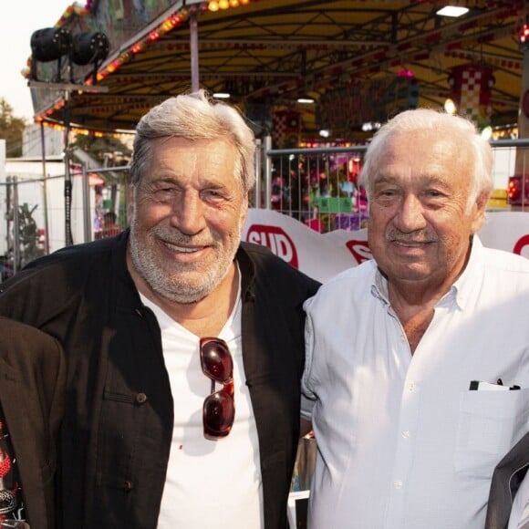 Jean Pierre Castaldi, Francis Lalanne, Marcel Campion, Michel Geres - Exclusif - Inauguration de la Fete à Neu-Neu au profit de l'associàtion " Les puits du Désert " à Paris Le 30 août 2019 @ Bestimage