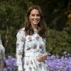 Kate Middleton, duchesse de Cambridge, vêtue d'une robe Emilia Wickstead, inaugurait le 10 septembre 2019 dans le parc botanique de Wisley une réplique de son jardin Back to Nature pour stimuler le développement des enfants.