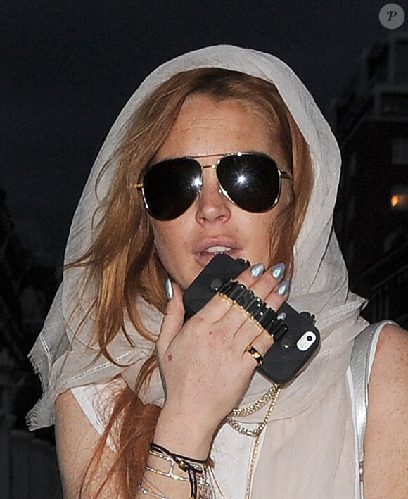 Lindsay Lohan arrive à l'hôtel Blakes à Londres, le 9 juin 2014.