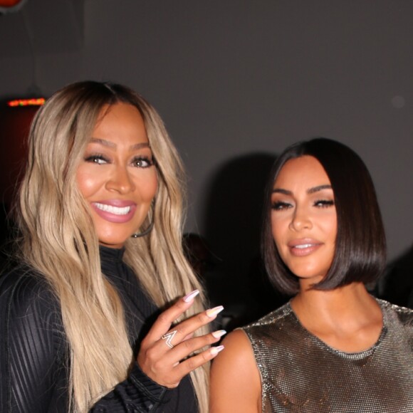 La La Anthony et Kim Kardashian au défilé Prêt à porter Serena Williams Printemps/Eté 2020 lors de la Fashion Week de New York City, New York, Etats-Unis, le 10 septembre 2019. © Sonia Moskowitz/Globe Photos/Zuma Press/Bestimage