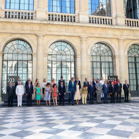 Le roi Felipe VI et la reine Letizia d'Espagne célébraient le 12 septembre 2019 à Séville les 500 ans du premier tour du monde, entrepris par Magellan et bouclé par Elcano. Le couple royal a notamment inauguré aux Archives générales des Indes l'exposition "El viaje mas largo" ("Le voyage le plus long").