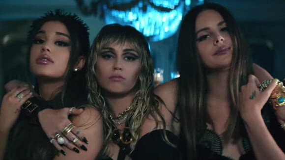 Ariana Grande, Miley Cyrus et Lana Del Rey dans le clip de "Don't Call Me Angel", bande originale de "Charlie's Angels", le 13 septembre 2019.