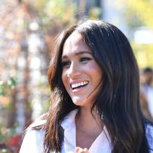 Meghan Markle, duchesse de Sussex, est au magasin John Lewis sur Oxford Street pour le lancement de sa collection capsule Smart Works à Londres le 12 septembre 2019.