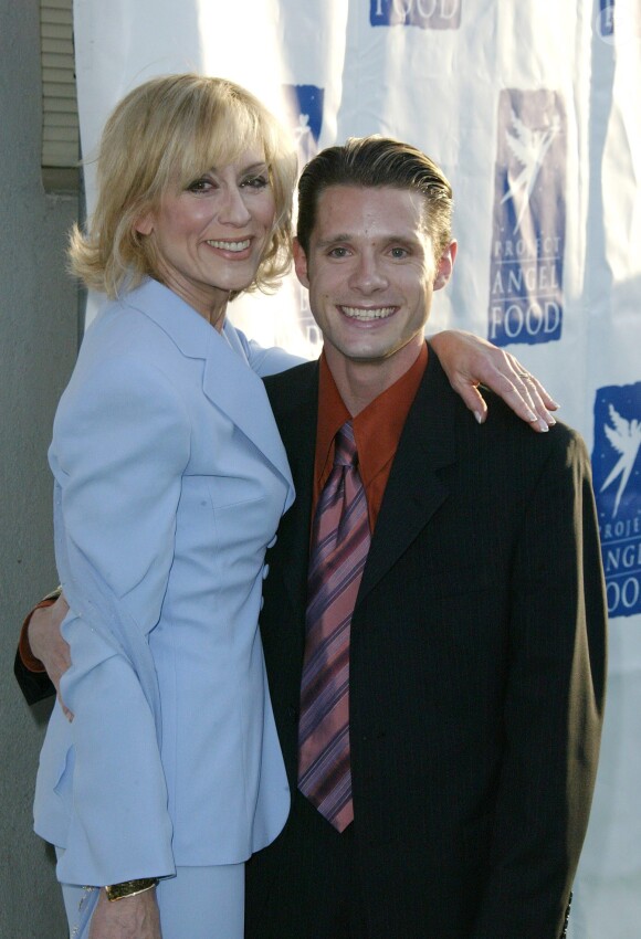 Danny Pintauro et Judith Light - 11e "Annual Angel Awards", Hollywood, le 22 août 2004.