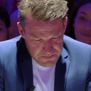 Benjamin Castaldi très ému dans "Touche pas à mon poste", le 18 septembre 2019, sur C8