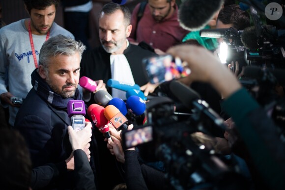 Alexis Corbière en conférence de presse à la sortie du tribunal de Bobigny le 19 septembre 2019. © Tiziano Da Silva/Bestimage