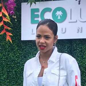 Christina Milian, enceinte, lors des Debbie Durkin's EcoLuxe Lounge TV Awards à Los Angeles le 23 septembre 2019.