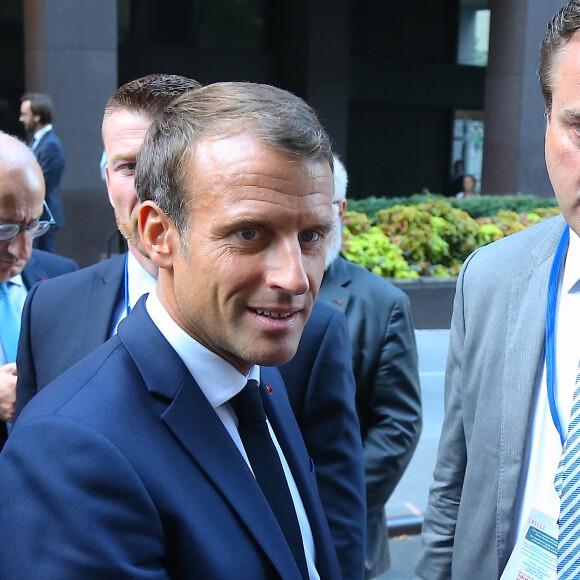 Le président de la République française Emmanuel Macron se balade lors de la 74ème assemblée générale de l'organisation des Nations-Unis (ONU) à New York City, New York, Etats-Unis, le 24 septembre 2019. © Morgan Dessalles/Bestimage