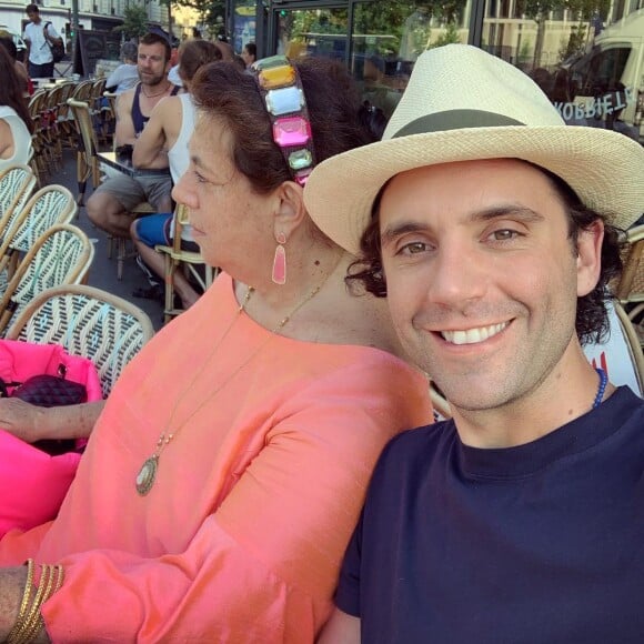 Mika présente sa maman sur Instagram.
