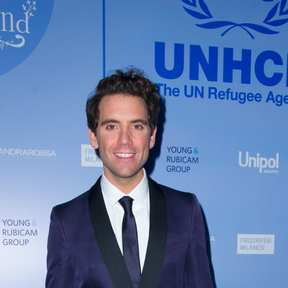 Mika - L'événement caritatif annuel du UNHCR (Haut Commissariat des Nations unies pour les réfugiés), s'adresse aux entreprises, fondations et principaux donateurs italiens qui soutiennent le travail de l'agence des Nations Unies pour les réfugiés, au centre culturel Frigoriferi Milanesi S.P.A, à Milan, Italie, le 9 novembre 2017.L'invité spécial Mika, artiste mondial et grand supporter du HCR, partagera avec les invités de la soirée son expérience sur le terrain et son engagement en faveur des réfugiés. Au cours de la soirée, une oeuvre de Mimmo Paladino, célèbre artiste contemporain, sera vendue au public sous forme d'une vente aux enchères. Dans le décor des Frigoriferi Milanesi, mis à disposition par Open Care, aura lieu Welcome to Wonderland, un événement qui a le jeu, le rêve et l'éveil sur la réalité dans ses principaux ingrédients et qui veut toucher les cordes émotionnelles des participants en leur faisant vivre une expérience très excitante. Un cadre étonnant, conçu par l'agence Stage Entertainment Events, accompagnera les invités dans l'atmosphère magique du monde d'"Alice au pays des merveilles" et dans le travail quotidien du HCR avec des enfants fuyant les conflits et la violence.