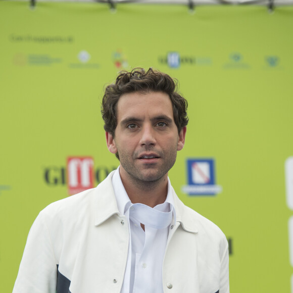 Le chanteur Mika lors du photocall du 47ème festival du film de Giffoni en Italie le 15 juillet 2017