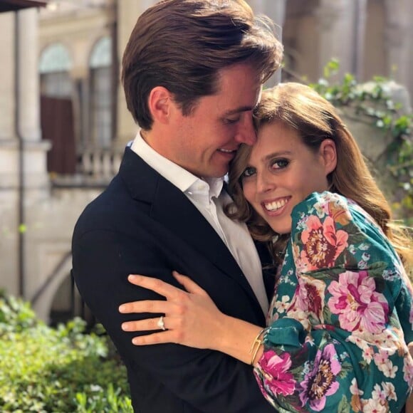 La princesse Beatrice et <span>Edoardo Mapelli Mozzi ont annoncé leurs fiançailles le 26 septembre 2019. </span>