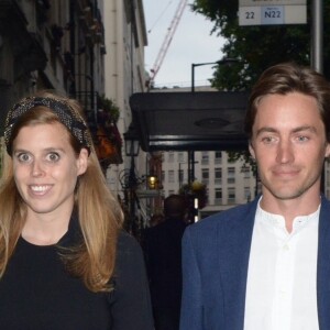 La princesse Beatrice d'York et son fiancé Edoardo Mapelli Mozzi arrivent au club "Annabel's" à Londres, le 9 juillet 2019.