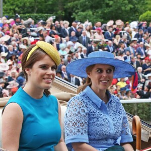 La princesse Eugenie d'York et la princesse Beatrice d'York - La famille royale britannique et les souverains néerlandais lors de la première journée des courses d'Ascot 2019, à Ascot, Royaume Uni, le 18 juin 2019.