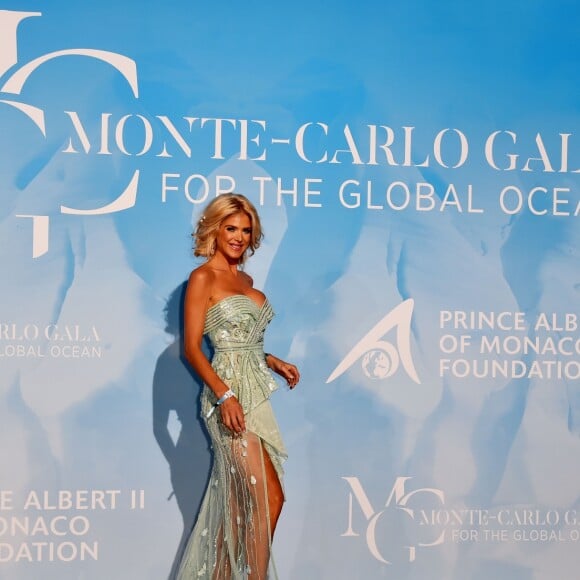 Victoria Silvstedt assiste au "Monte-Carlo Gala for the Global Ocean" sur les terrasses de l'opéra de Monte-Carlo le 26 septembre 2019. © Bruno Bebert / Bestimage
