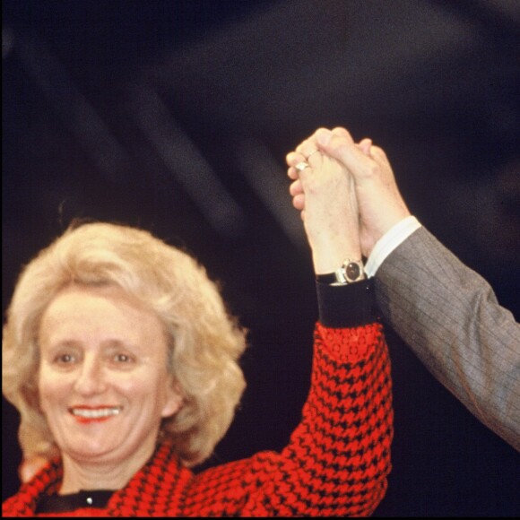 Jacques Chirac en campagne pour les élections présidentielles en 1988 avec Bernadette Chirac.