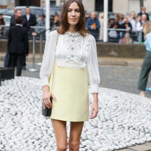 Alexa Chung - Arrivées au défilé de mode PAP printemps-été 2020 "Miu Miu à Paris. Le 1er octobre 2019 © Veeren Ramsamy-Christophe Clovis / Bestimage