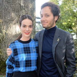 Vianney Bureau (Vianney), sa compagne Catherine Robert - People au défilé Lacoste Collection Prêt-à-Porter Printemps/Eté 2020 lors de la Fashion Week de Paris, le 1er octobre 2019. © Veeren Ramsamy-Christophe Clovis/Bestimage