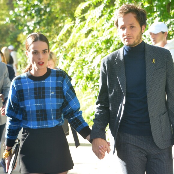 Vianney Bureau (Vianney), sa compagne Catherine Robert - People au défilé Lacoste Collection Prêt-à-Porter Printemps/Eté 2020 lors de la Fashion Week de Paris, le 1er octobre 2019. © Veeren Ramsamy-Christophe Clovis/Bestimage