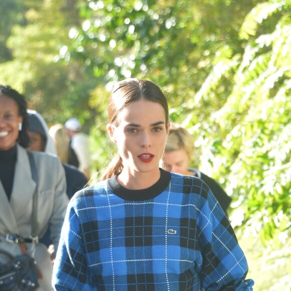 Vianney Bureau (Vianney), sa compagne Catherine Robert - People au défilé Lacoste Collection Prêt-à-Porter Printemps/Eté 2020 lors de la Fashion Week de Paris, le 1er octobre 2019. © Veeren Ramsamy-Christophe Clovis/Bestimage