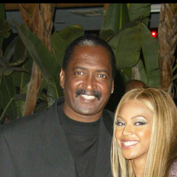 Beyoncet son père Mathew à la soirée Sony Grammy Party, à Los Angeles, le 28 février 2002.