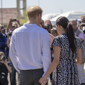 Le prince Harry et Meghan Markle visitent le township de Nyanga, Afrique du Sud le 23 septembre 2019.