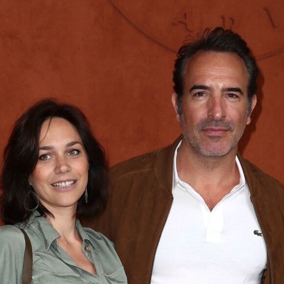 Jean Dujardin et sa femme Nathalie Péchalat - People au village pour la finale hommes lors des internationaux de France de tennis de Roland Garros 2019 à Paris le 9 juin 2019. © Jacovides - Moreau/Bestimage