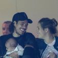 Edinson Cavani avec sa compagne Jocelyn Burgardt et leur fille India dans les tribunes lors du match de Ligue 1 "PSG - Angers (4-0)" au Parc des Princes à Paris, le 5 octobre 2019. © Cyril Moreau/Bestimage